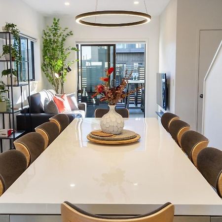 כרייסטצ'רץ' Walk To Riverside Market 4 Bed 4 Bath With Car Park מראה חיצוני תמונה