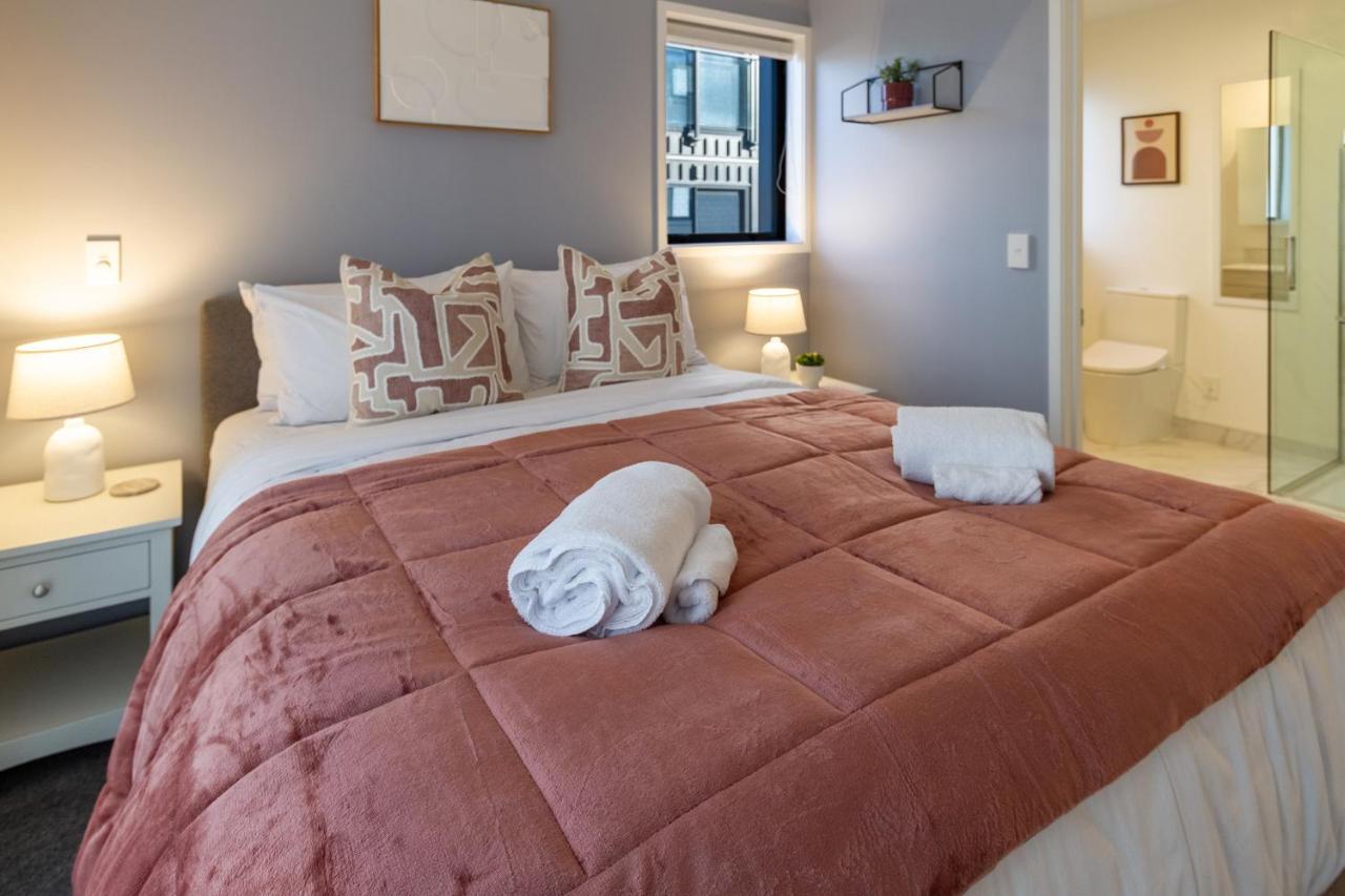כרייסטצ'רץ' Walk To Riverside Market 4 Bed 4 Bath With Car Park מראה חיצוני תמונה
