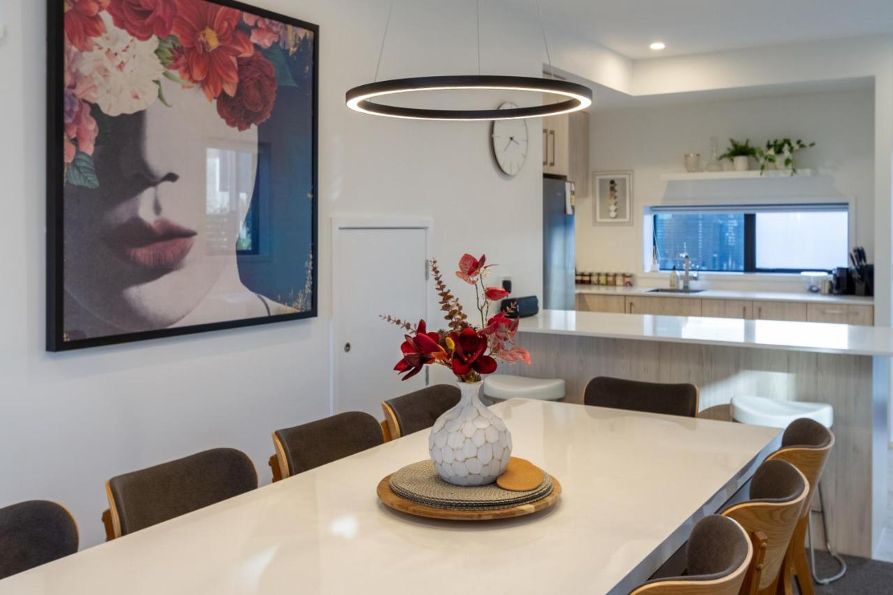 כרייסטצ'רץ' Walk To Riverside Market 4 Bed 4 Bath With Car Park מראה חיצוני תמונה