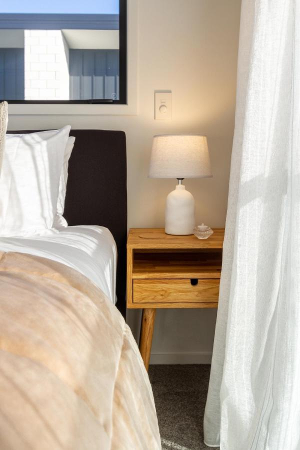 כרייסטצ'רץ' Walk To Riverside Market 4 Bed 4 Bath With Car Park מראה חיצוני תמונה