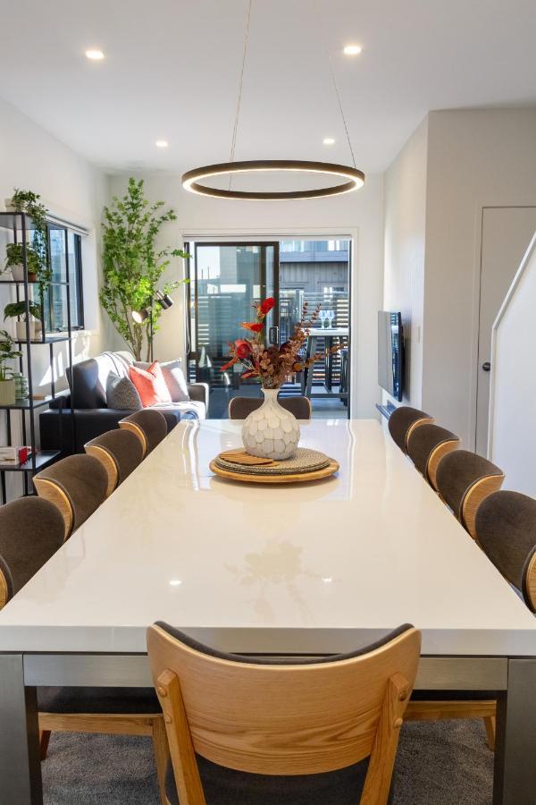 כרייסטצ'רץ' Walk To Riverside Market 4 Bed 4 Bath With Car Park מראה חיצוני תמונה